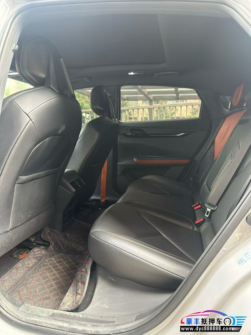 23年长安长安UNI轿车抵押车出售