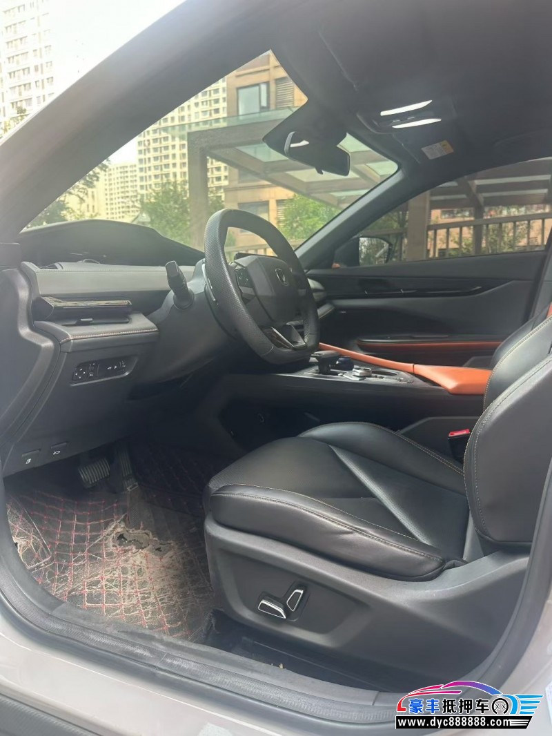 23年长安长安UNI轿车抵押车出售