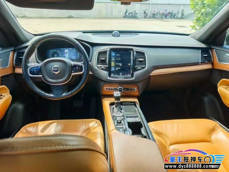 17年沃尔沃XC90轿车抵押车出售