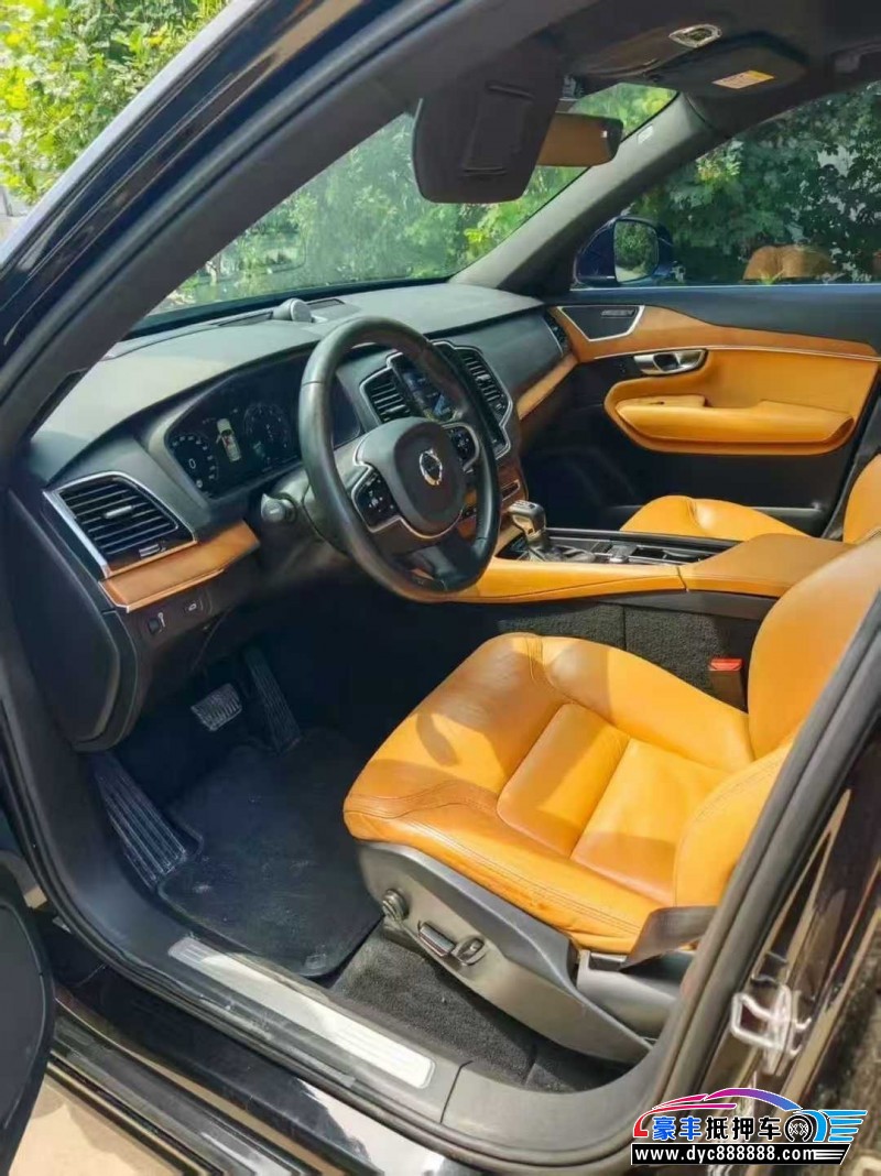 17年沃尔沃XC90轿车抵押车出售