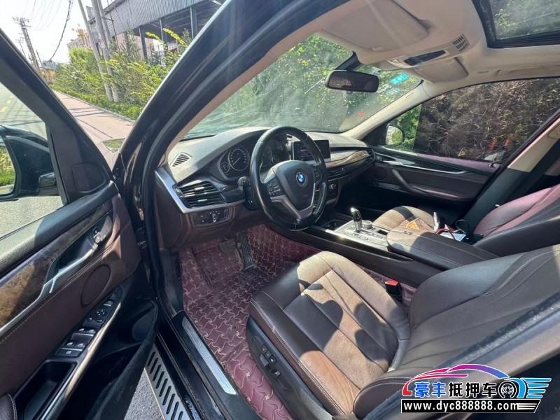 17年宝马X5SUV抵押车出售