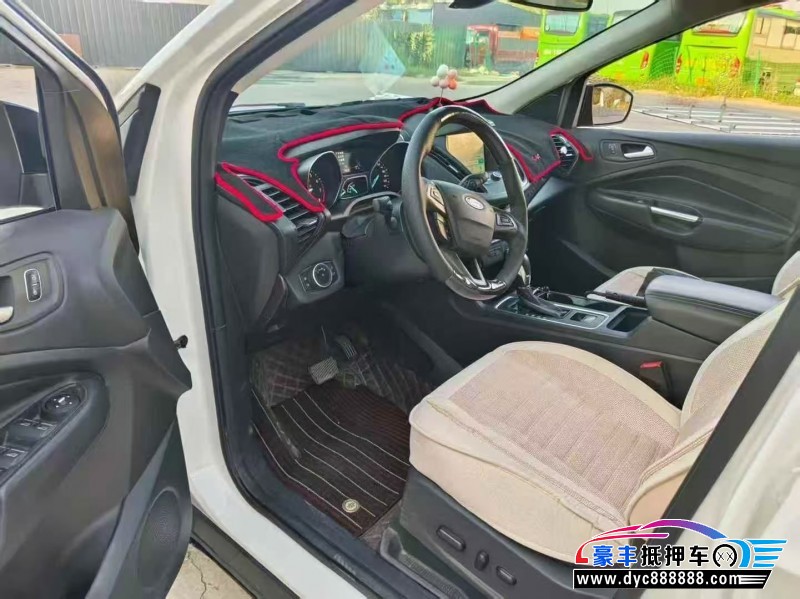 18年福特翼虎轿车抵押车出售