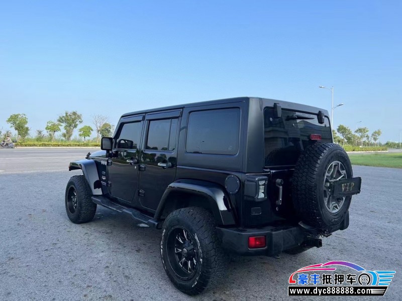 15年Jeep牧马人轿车抵押车出售