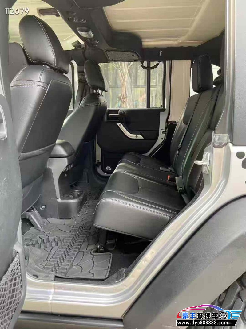 19年Jeep牧马人轿车抵押车出售