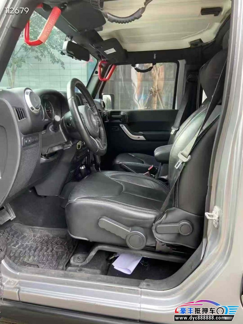 19年Jeep牧马人轿车抵押车出售