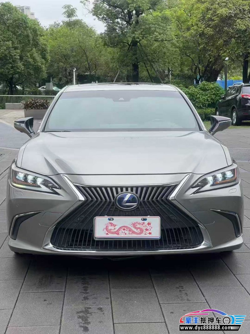 20年雷克萨斯ES轿车抵押车出售