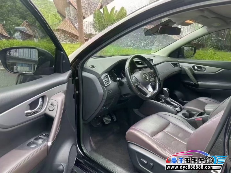 20年日产逍客轿车抵押车出售