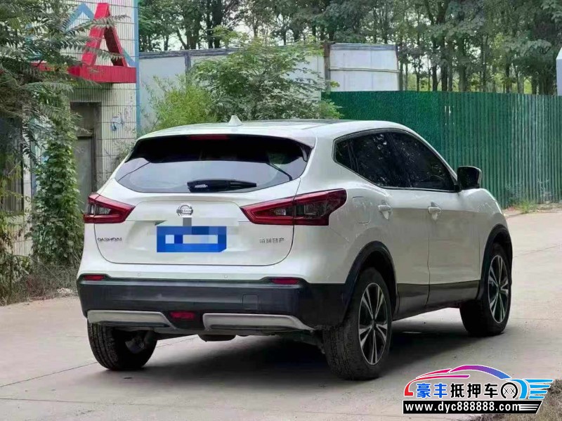 21年日产逍客轿车抵押车出售