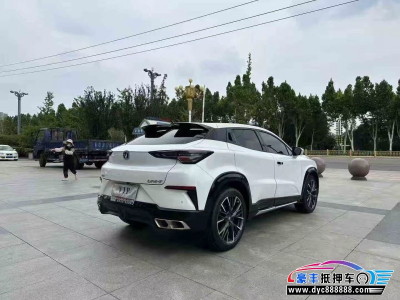 23年长安长安UNI轿车抵押车出售