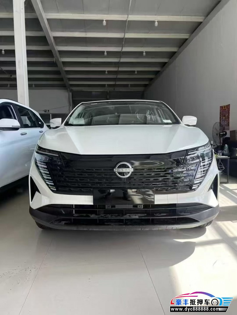 25年日产逍客轿车抵押车出售