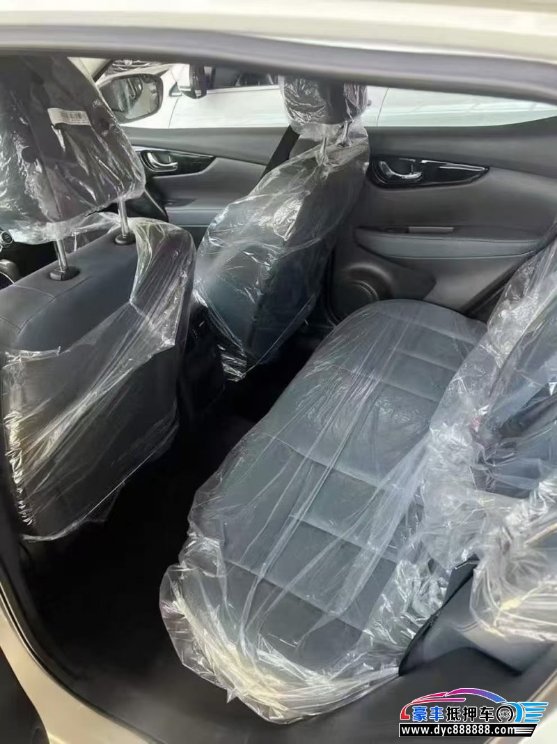 25年日产逍客轿车抵押车出售