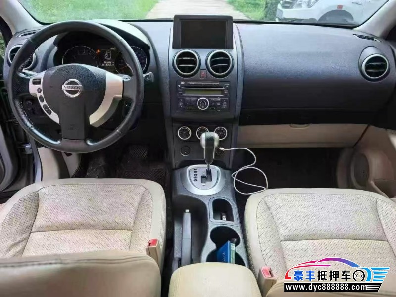 12年日产逍客轿车抵押车出售