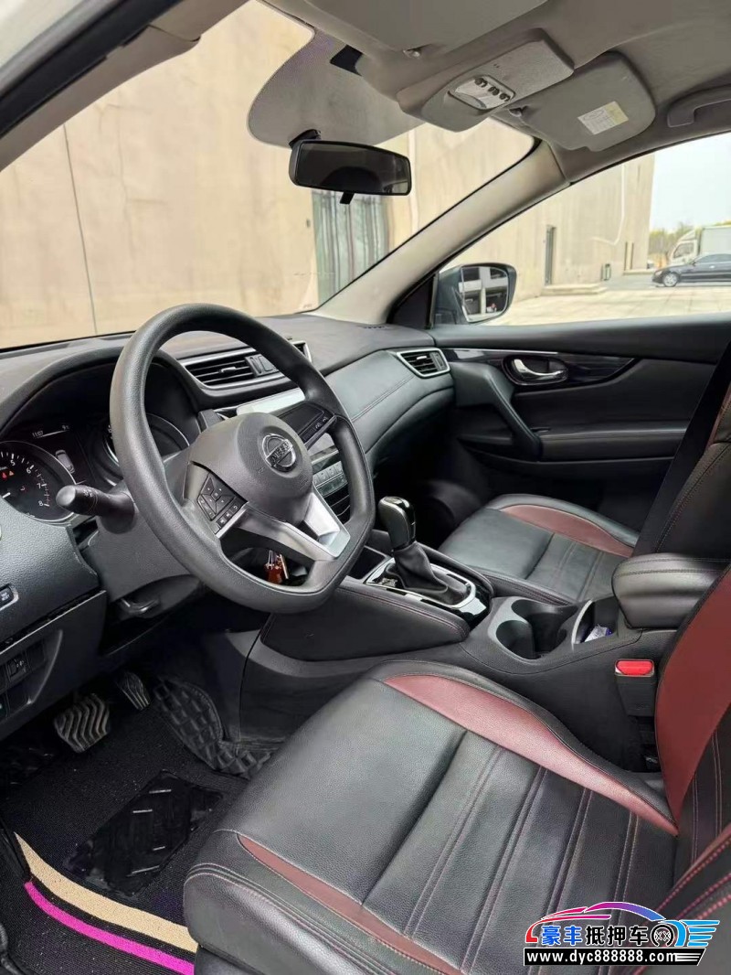 21年日产逍客轿车抵押车出售