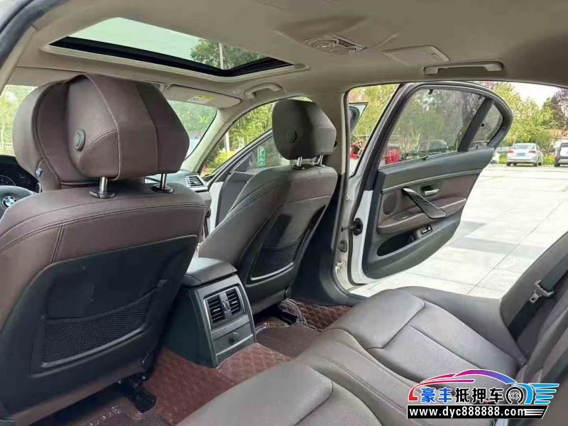 18年宝马3系轿车抵押车出售