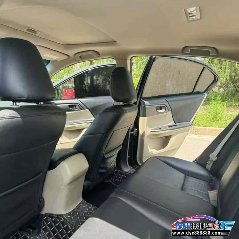 14年本田雅阁轿车抵押车出售