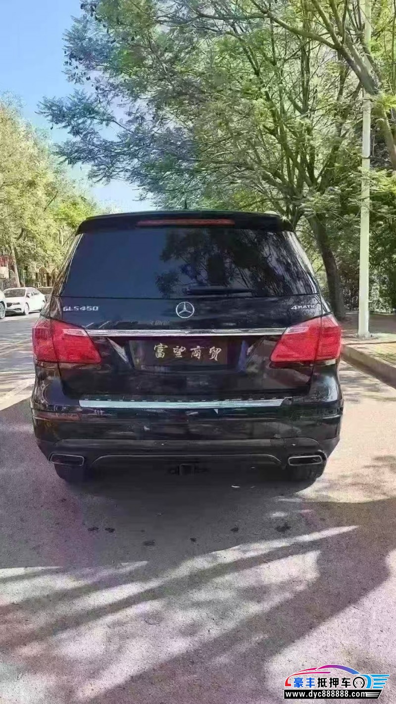 17年奔驰GLS轿车抵押车出售