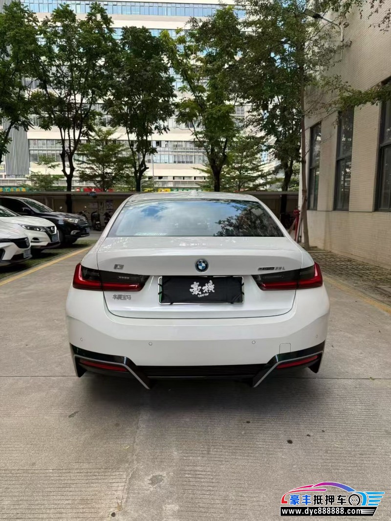 25年宝马i3轿车抵押车出售