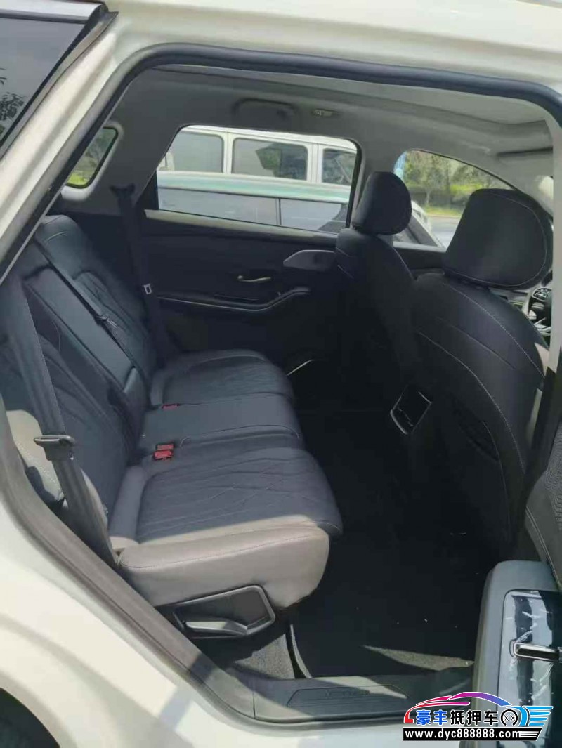 25年捷途山海L9轿车抵押车出售