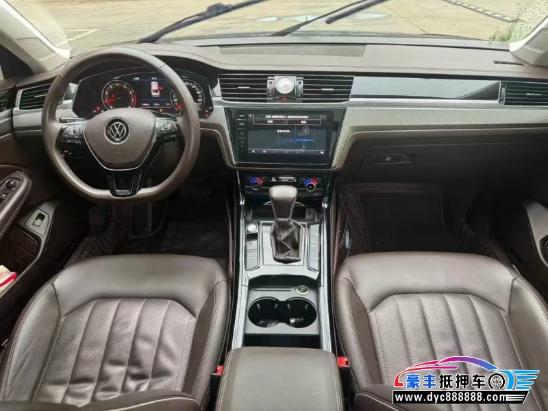 21年大众辉昂轿车抵押车出售