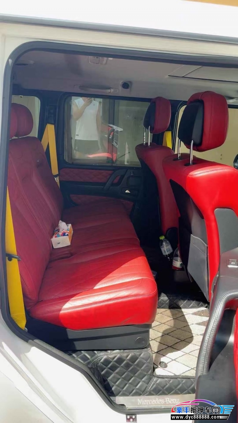 17年奔驰G轿车抵押车出售