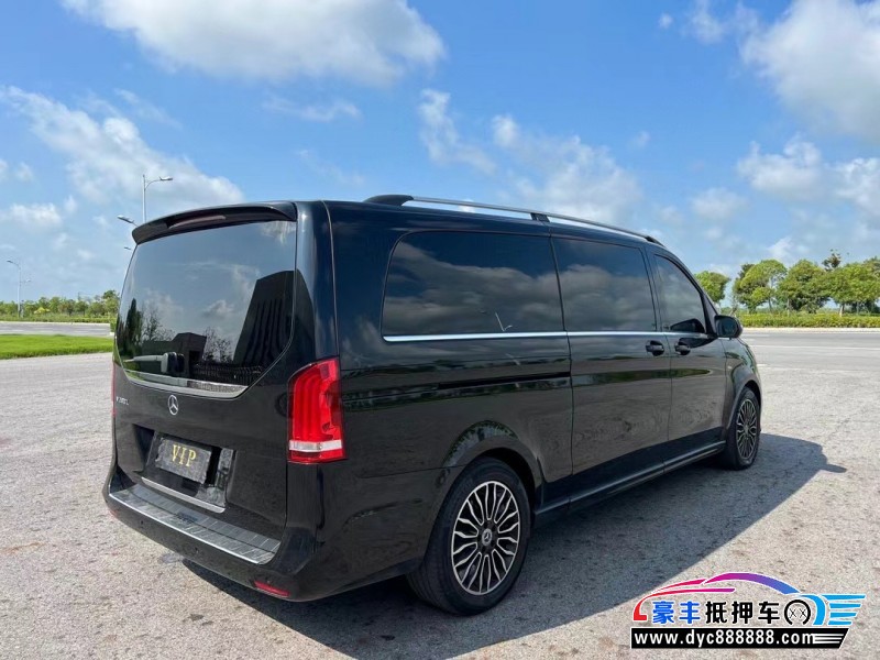 19年奔驰V轿车抵押车出售