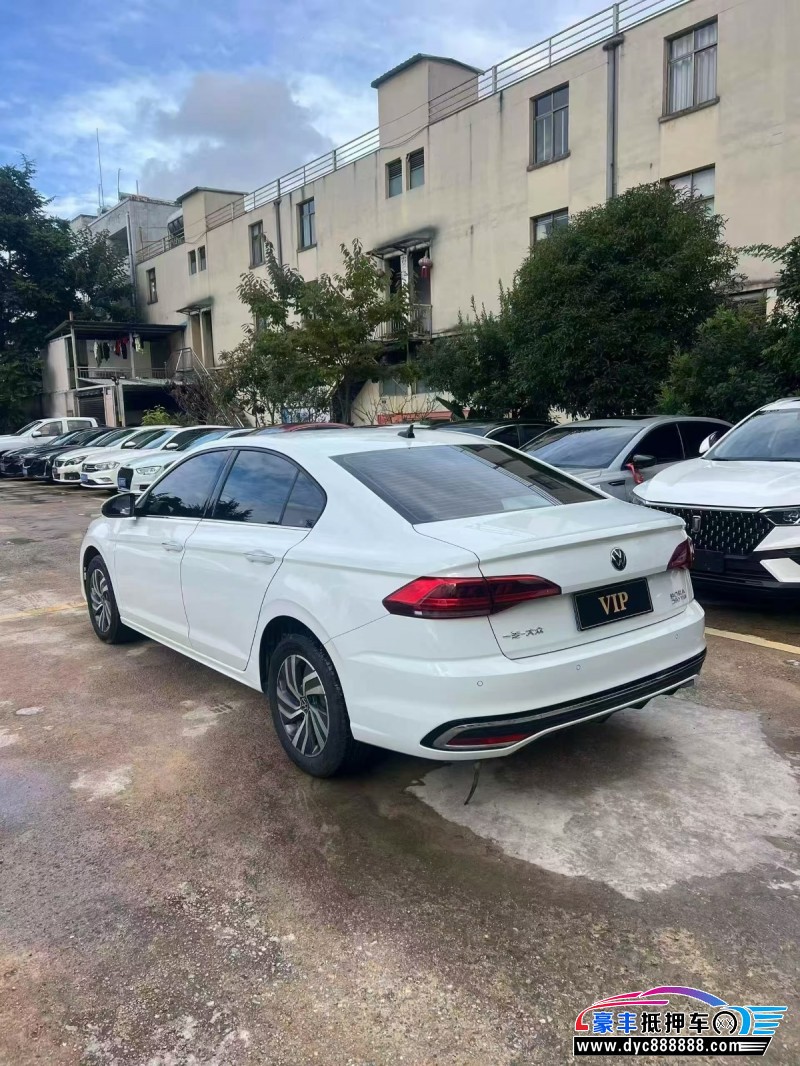 24年大众宝来轿车抵押车出售