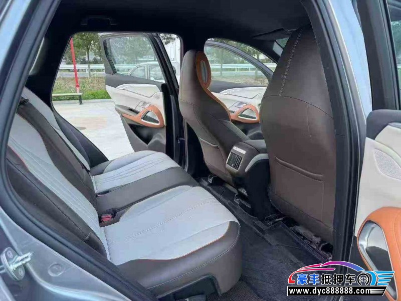 22年比亚迪宋轿车抵押车出售