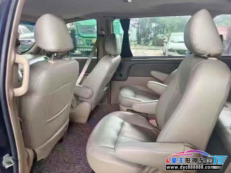 15年别克GL8轿车抵押车出售