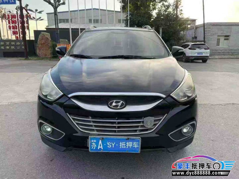 11年现代ix35轿车抵押车出售