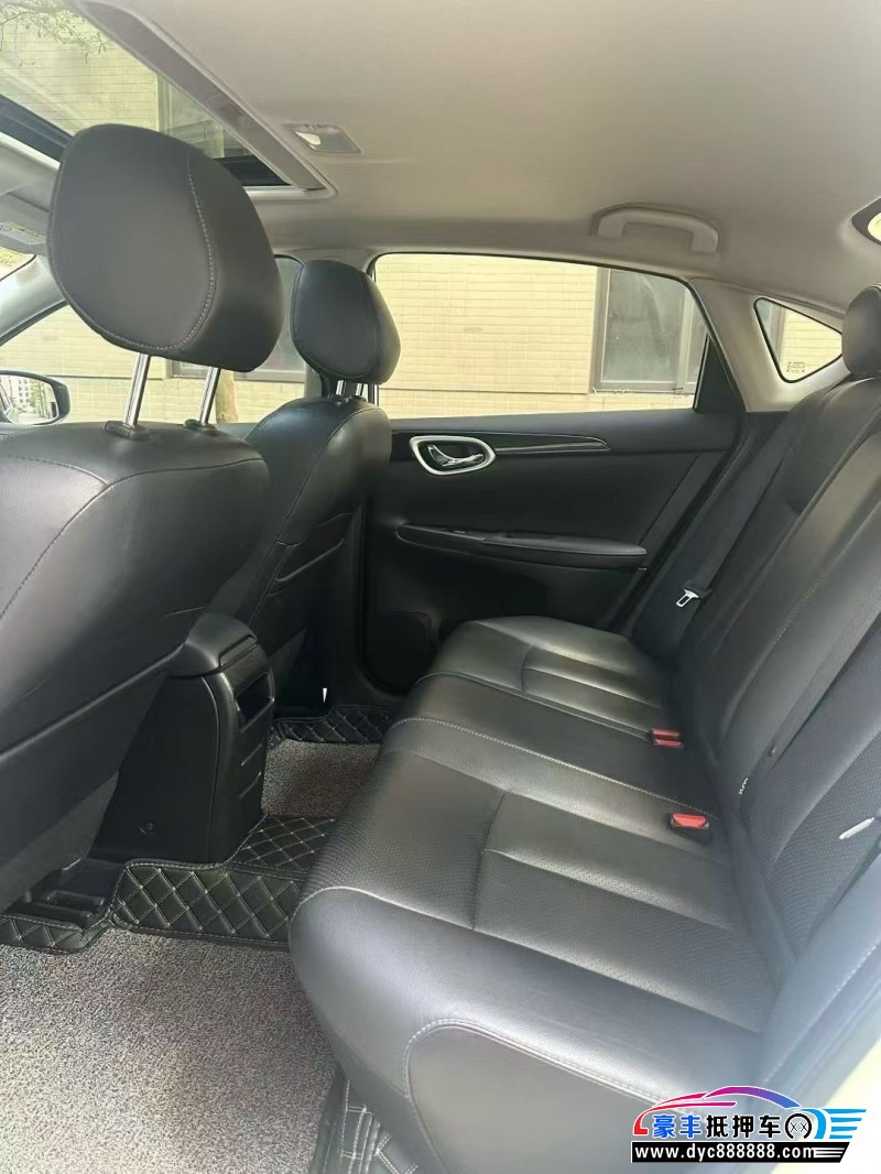 19年日产轩逸轿车抵押车出售