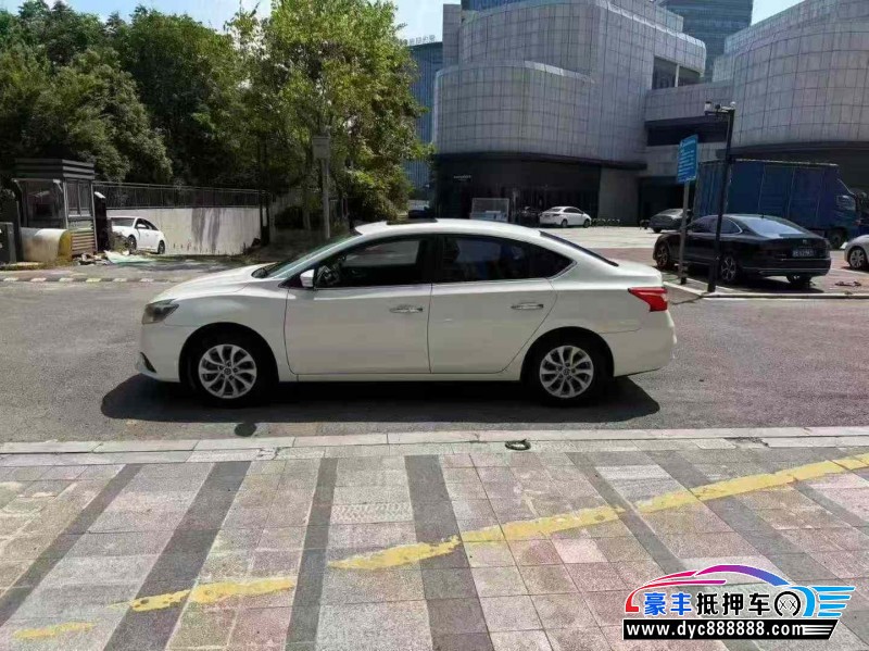 19年日产轩逸轿车抵押车出售