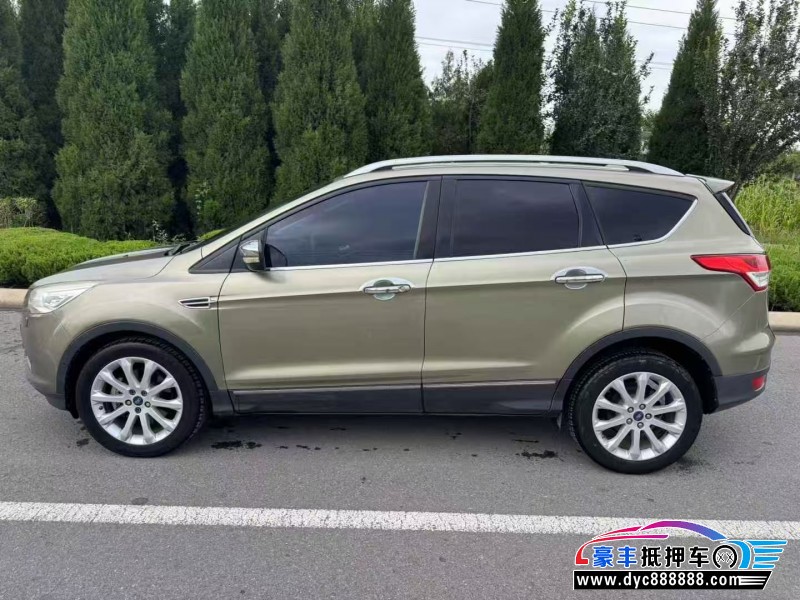 13年福特翼虎轿车抵押车出售