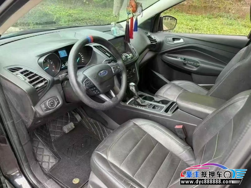 18年福特翼虎轿车抵押车出售