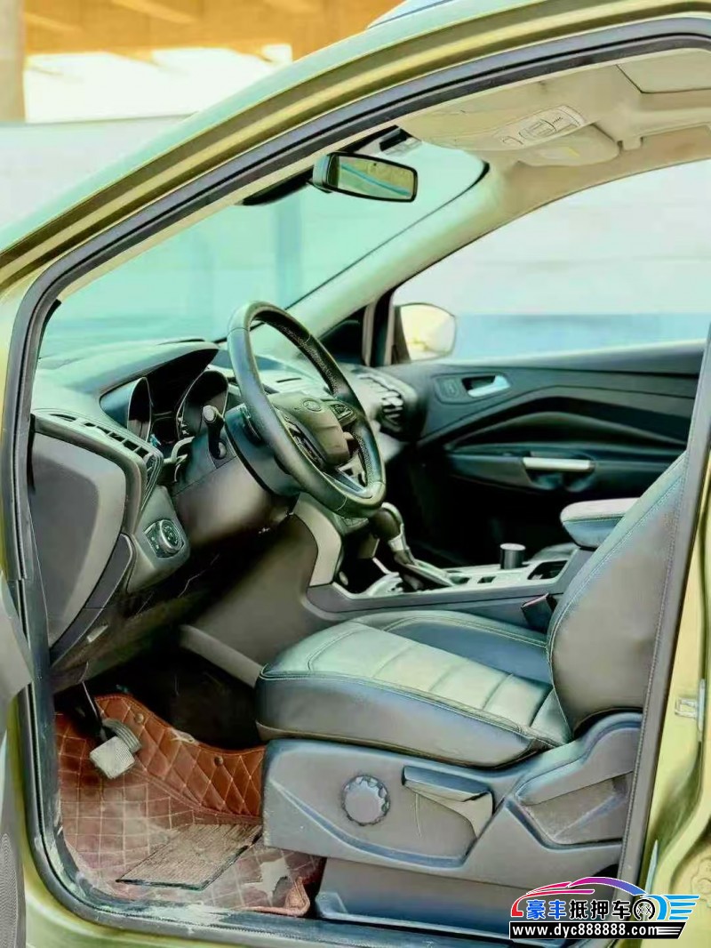 17年福特翼虎轿车抵押车出售