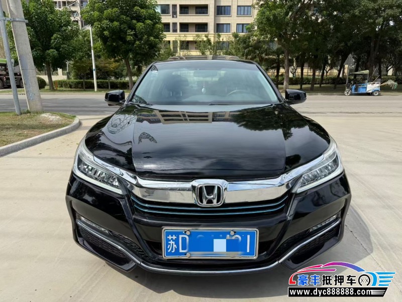 18年本田雅阁轿车抵押车出售