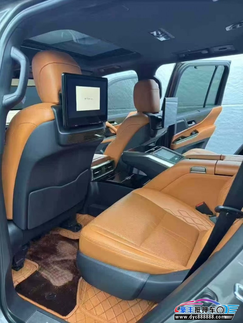 23年雷克萨斯LX轿车抵押车出售