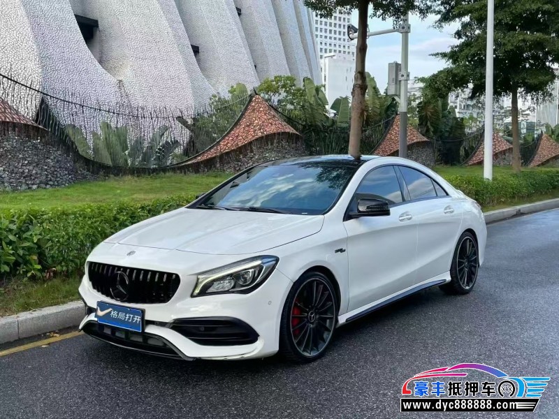 18年奔驰CLA轿车抵押车出售