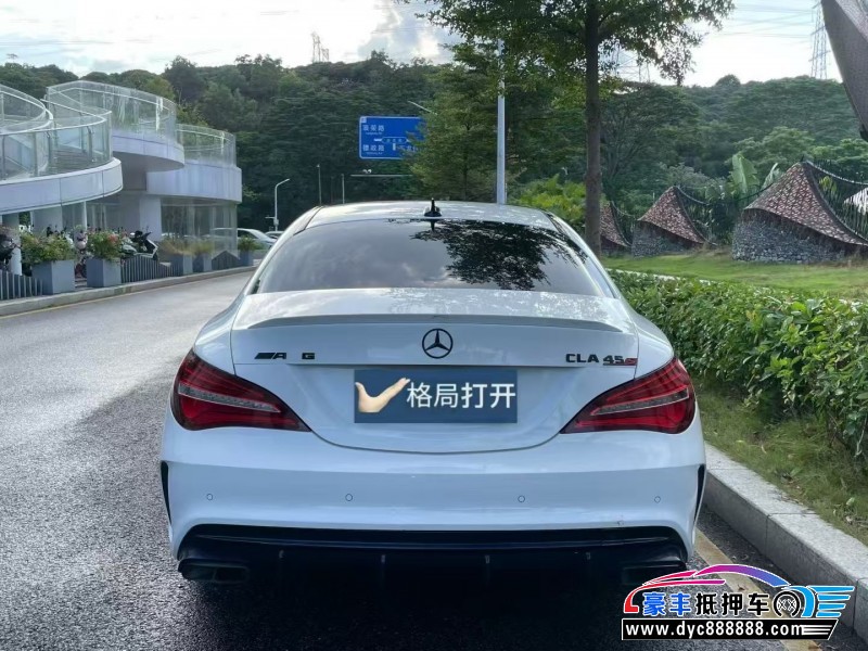 18年奔驰CLA轿车抵押车出售