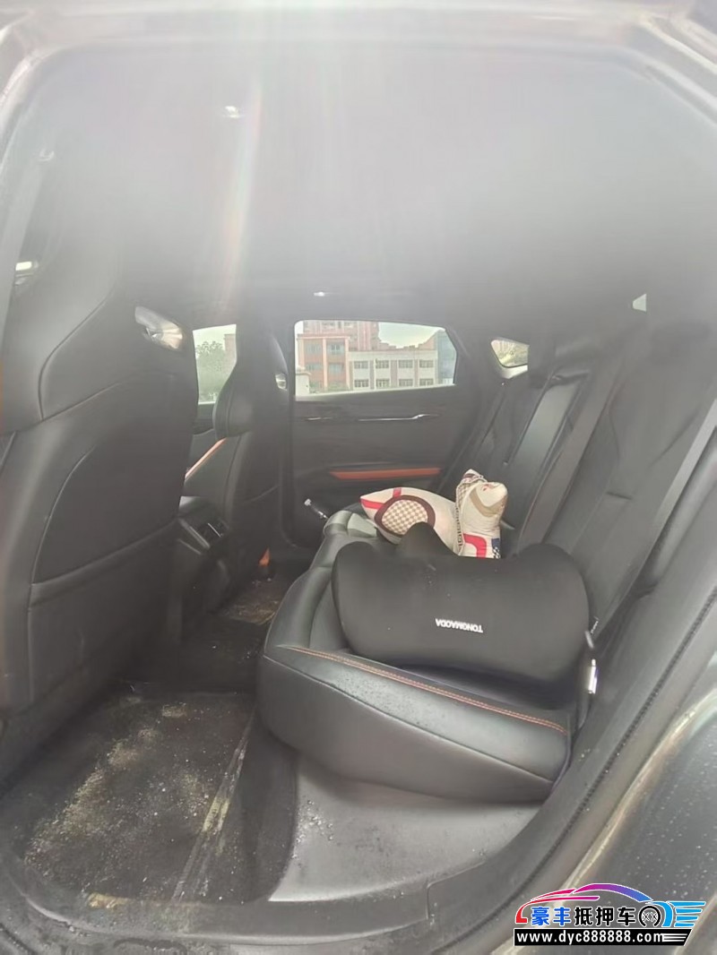 23年长安长安UNI轿车抵押车出售