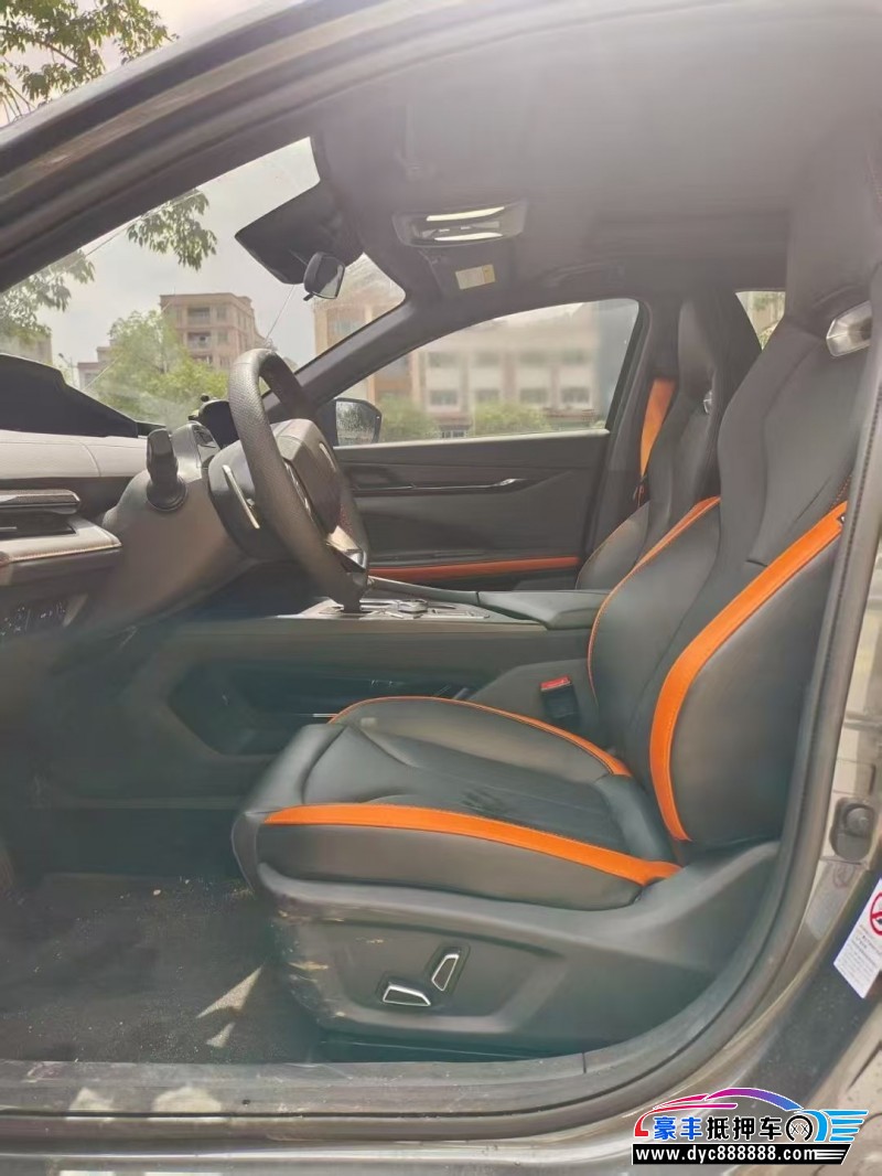 23年长安长安UNI轿车抵押车出售