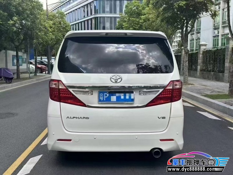 12年丰田埃尔法轿车抵押车出售