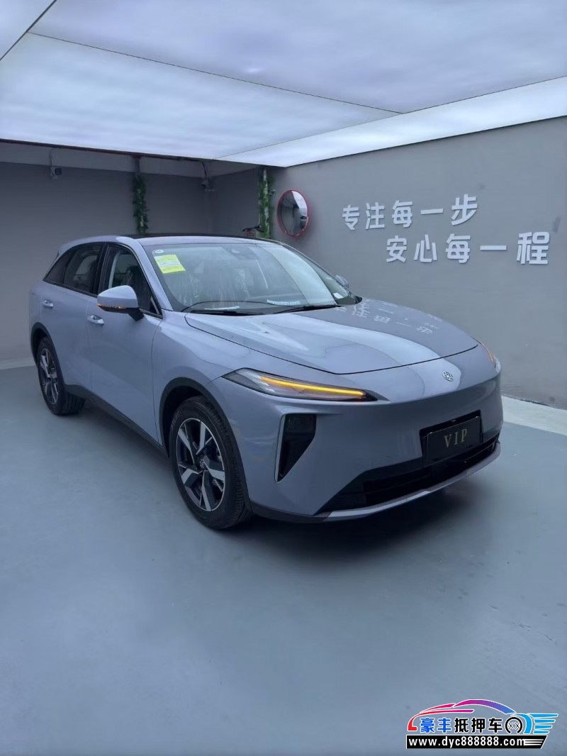 25年启辰大V轿车抵押车出售