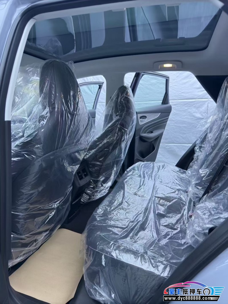 25年启辰大V轿车抵押车出售