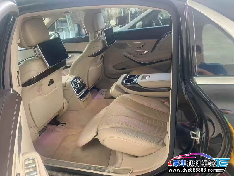 15年奔驰迈巴赫S级轿车抵押车出售