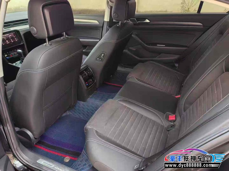 21年大众迈腾轿车抵押车出售