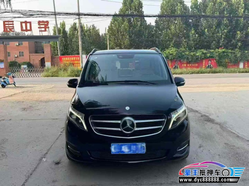 16年奔驰V轿车抵押车出售