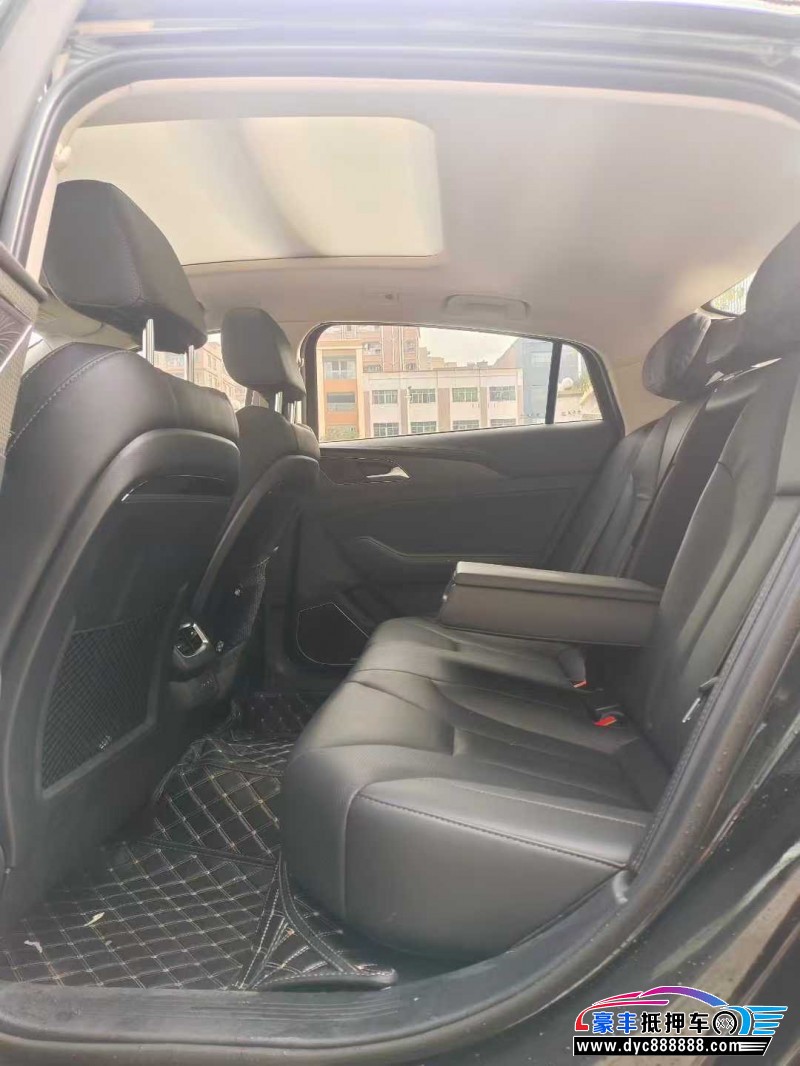 23年红旗H5轿车抵押车出售