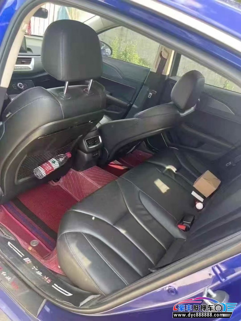 22年红旗H5轿车抵押车出售