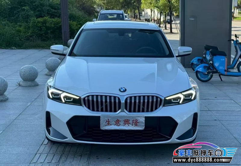 22年宝马3系轿车抵押车出售