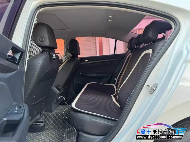 21年大众宝来轿车抵押车出售